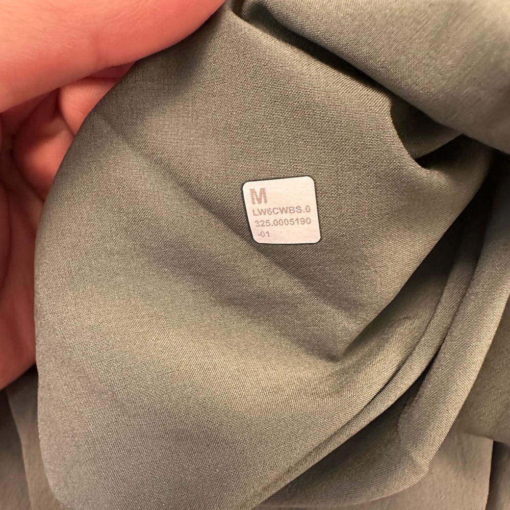 Lululemon Stretch Woven Ruffle Waist Wide Leg Cropped Pants M - Picture 5 of 5